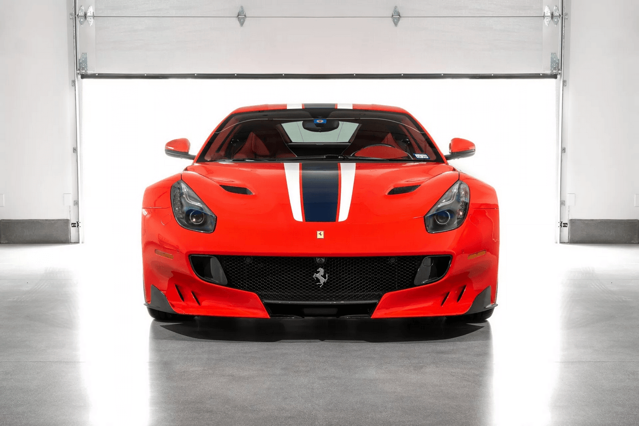 Ferrari F12 tdf: le immagini ufficiali