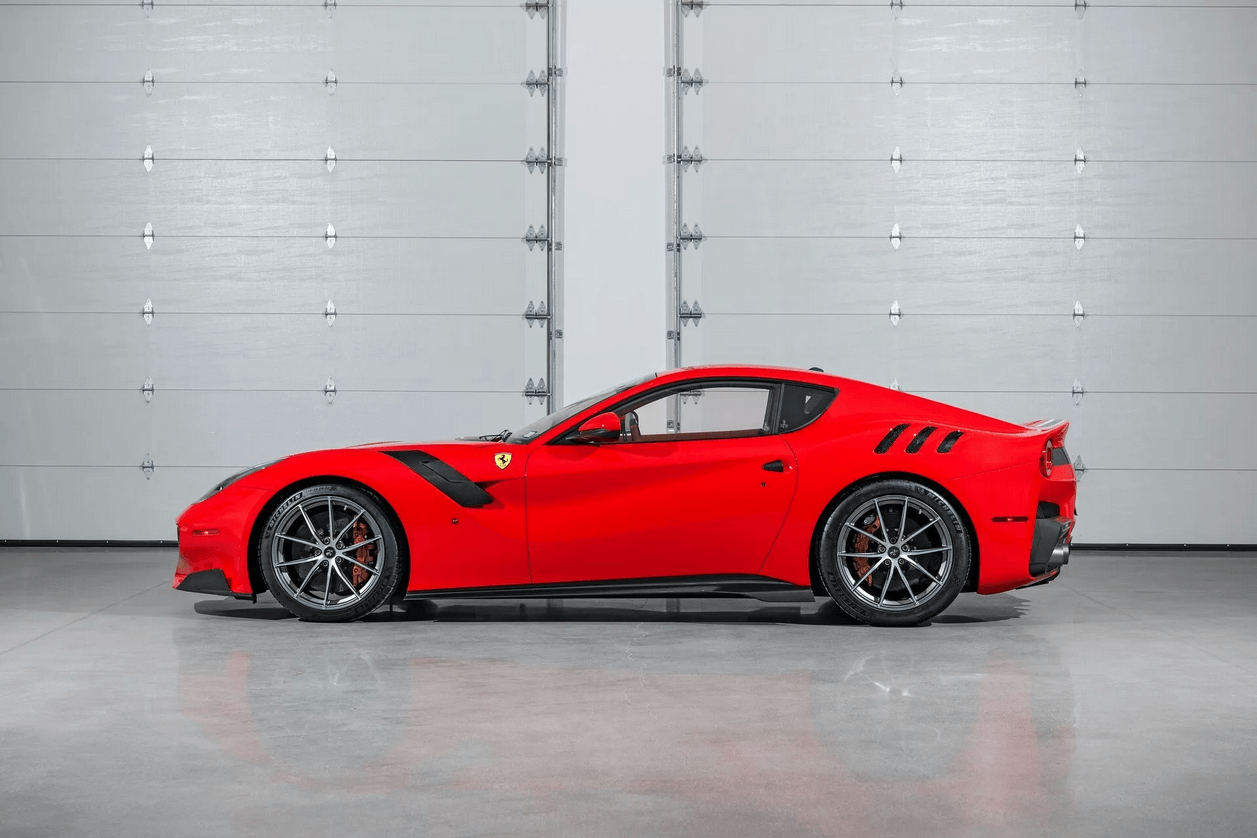 Ferrari F12 tdf: le immagini ufficiali