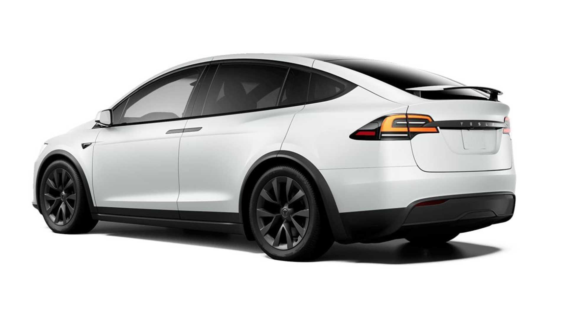 Tesla Model X 2023: le immagini ufficiali