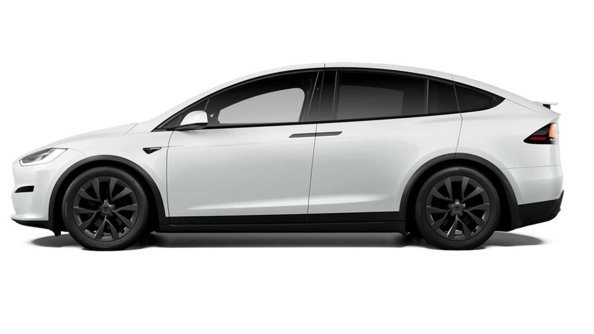 Tesla Model X 2023: le immagini ufficiali