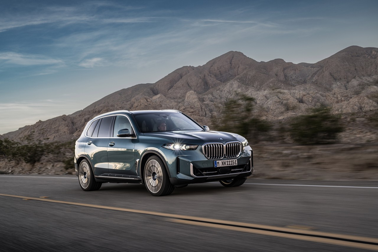 Bmw X5 e X6 2023: immagini ufficiali