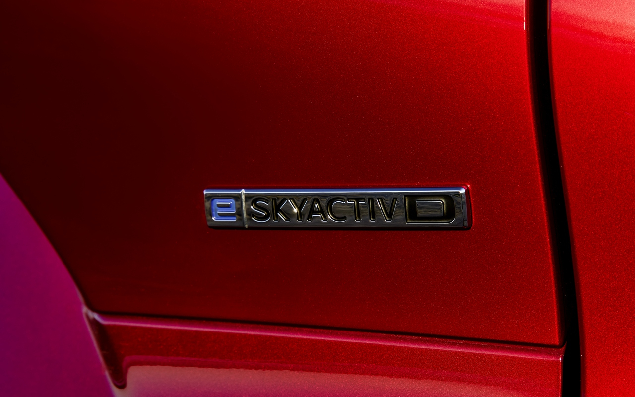 Mazda CX-60 e-Skyactiv D: nuove immagini ufficiali