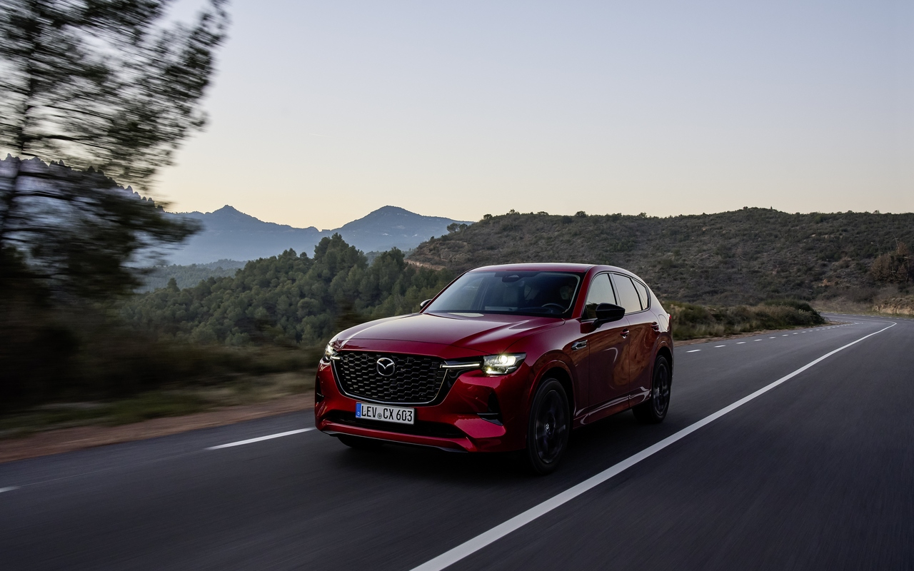 Mazda CX-60 e-Skyactiv D: nuove immagini ufficiali