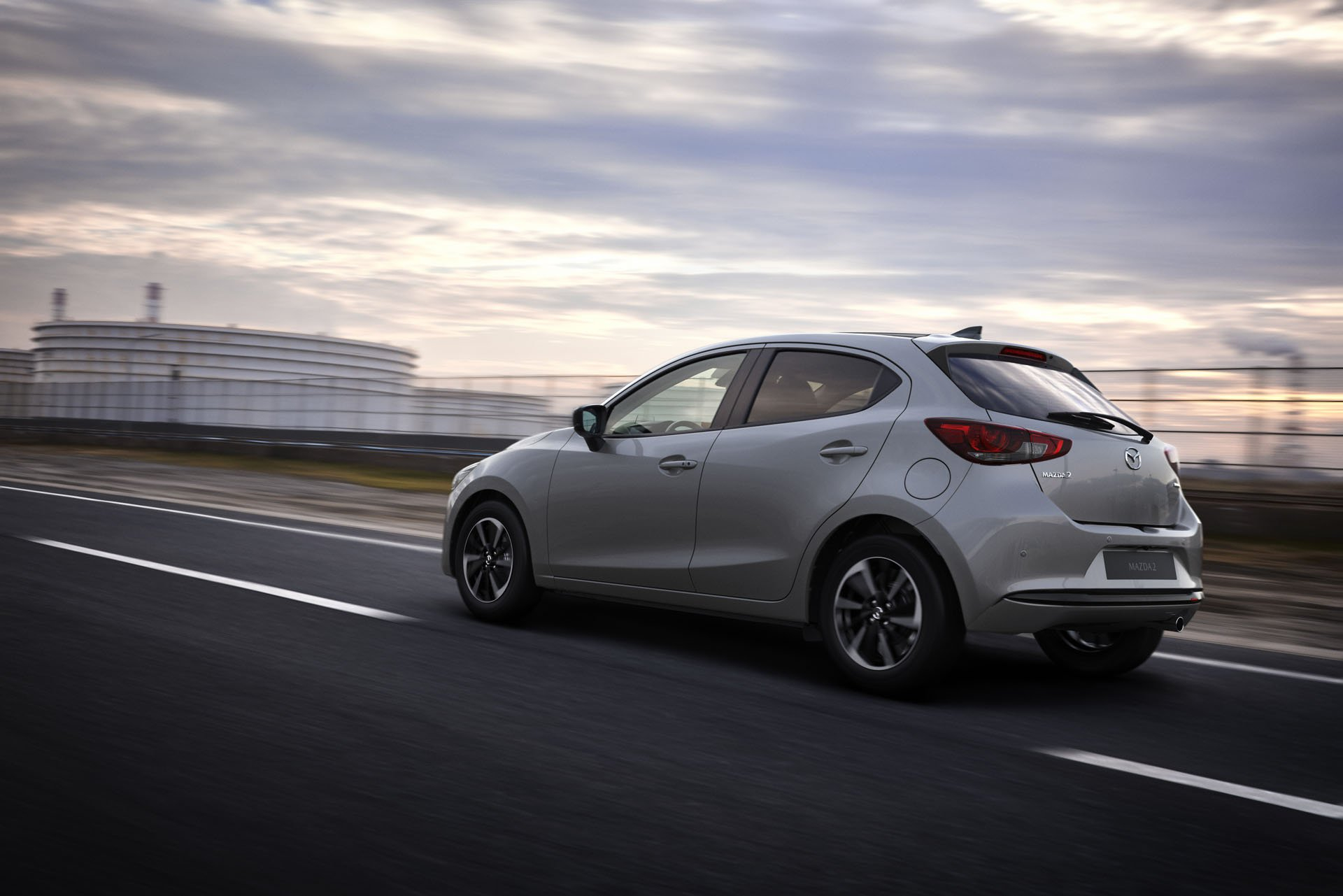 Nuova Mazda2 2023: le immagini ufficiali