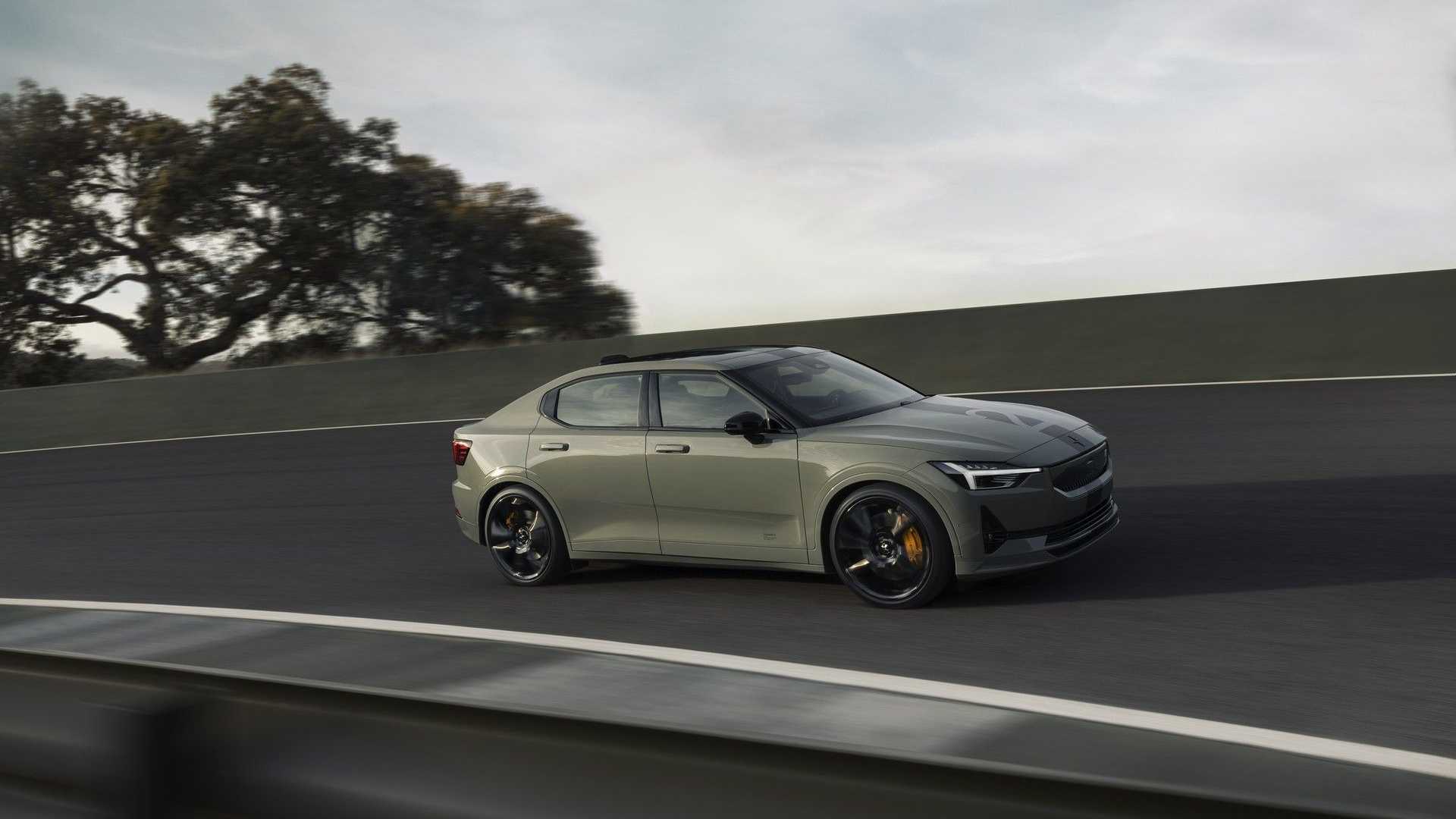 Le immagini ufficiali della Polestar 2 BST edition 230