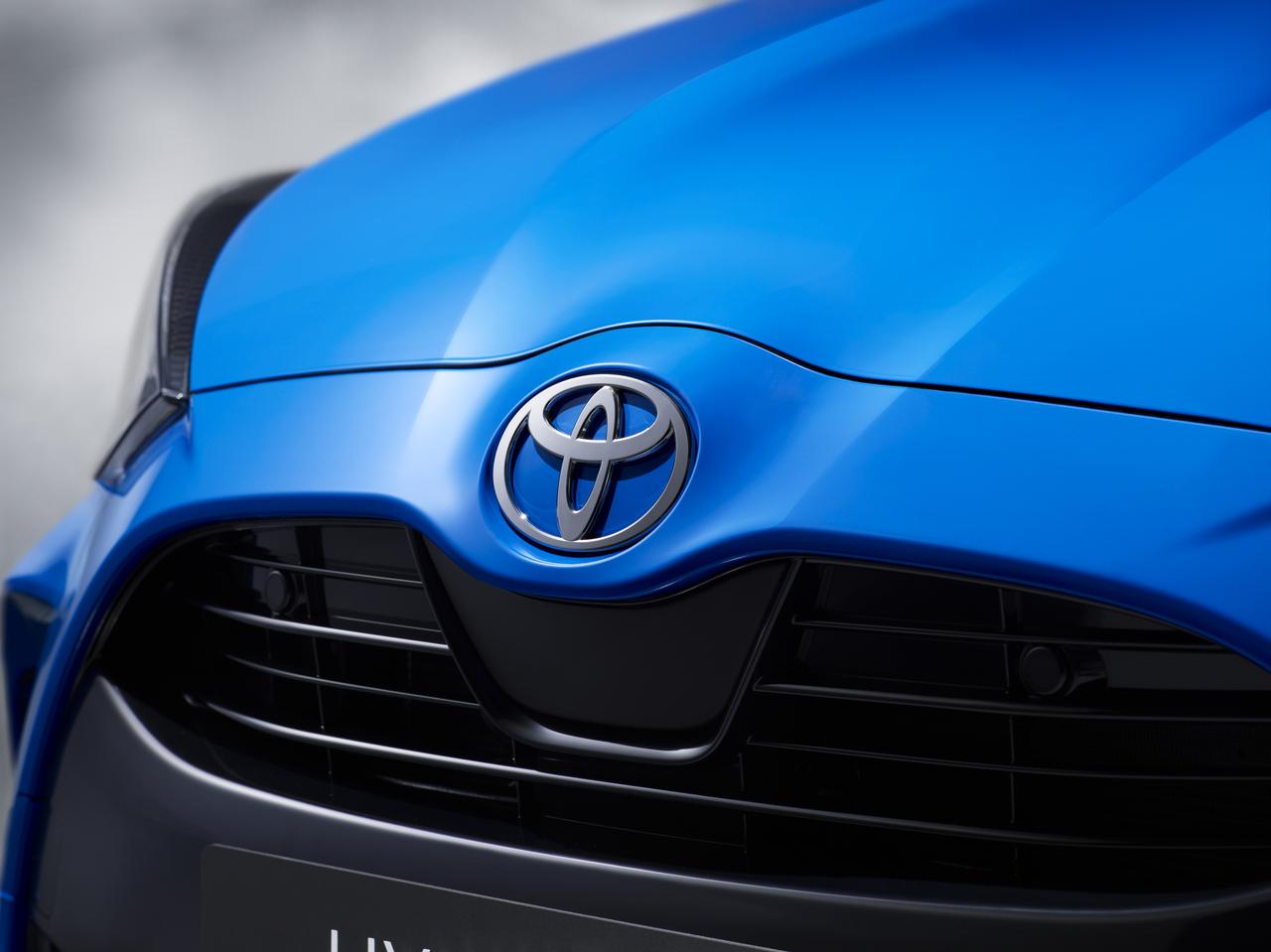 Toyota Yaris Hybrid: debutta il model year 2024 della city car [FOTO] -  Autoblog