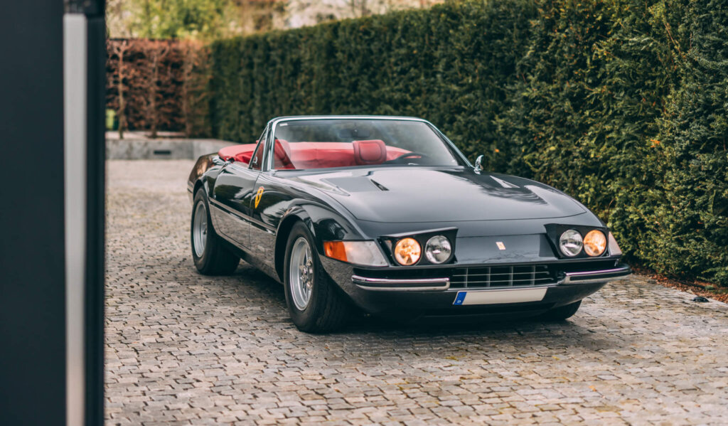 Ferrari 365 GTS/4