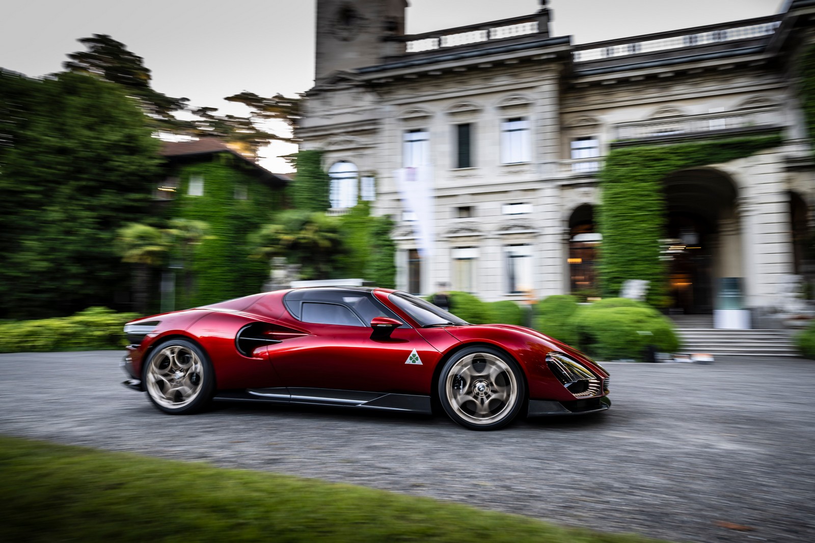 Alfa Romeo 33 Stradale