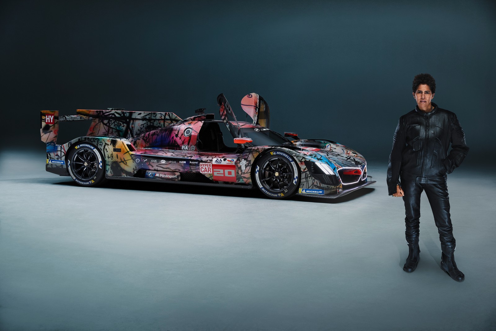 BMW M Hybrid V8 Art Car