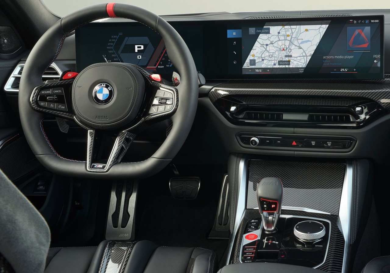 BMW M3 Sedan interni
