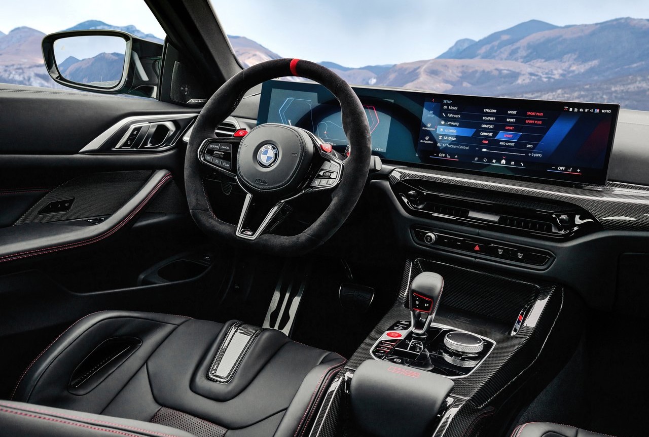 BMW M4 CS 2024 interni
