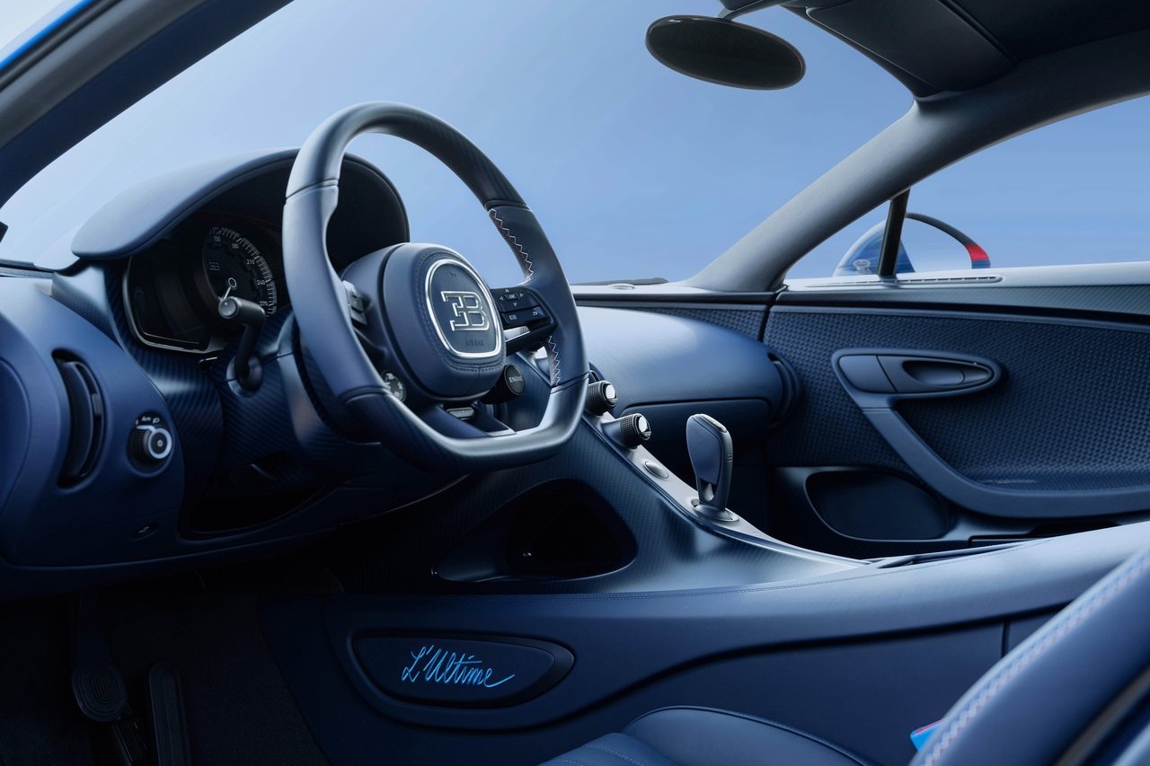 Bugatti Chiron "l'Ultimate" interni