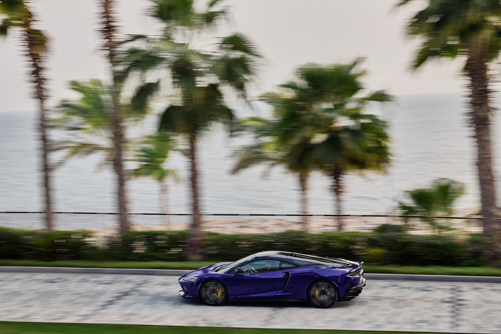 Nuova McLaren GTS