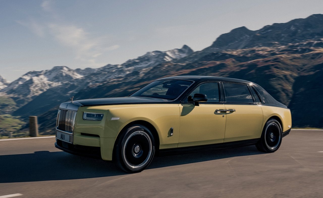 https://www.autoblog.it/app/uploads/2024/10/rolls-royce-phantom-goldfinger-4.jpg