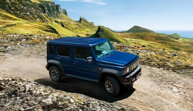 Suzuki Jimny, l'avete mai vista a 5 porte? Eccola in Giappone