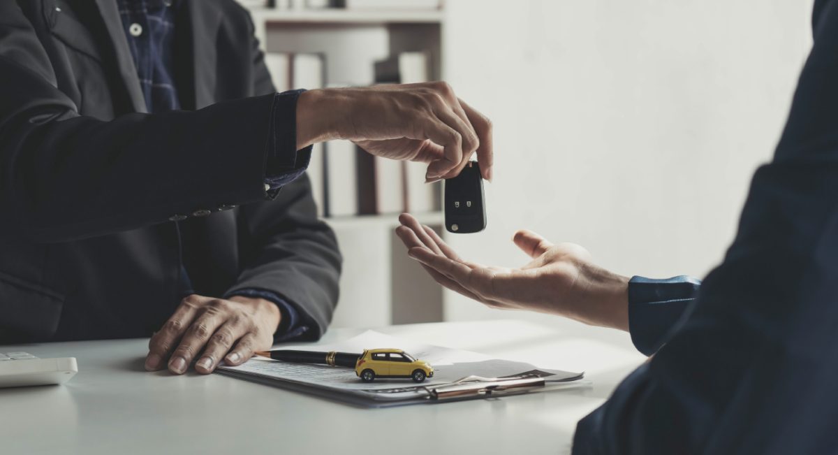 Codice della Strada: tutto quello che devi sapere sul prestito dell'auto