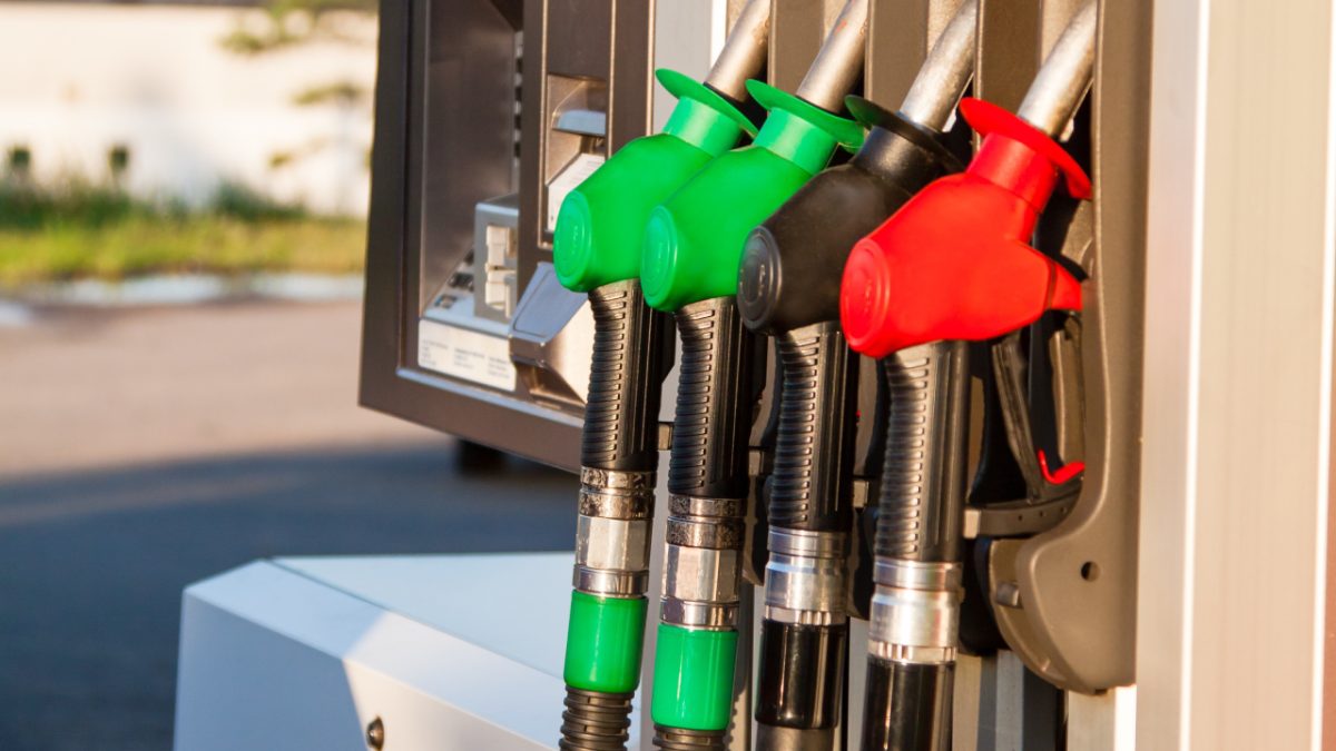 Prezzi benzina e gasolio in aumento: le reazioni dei consumatori