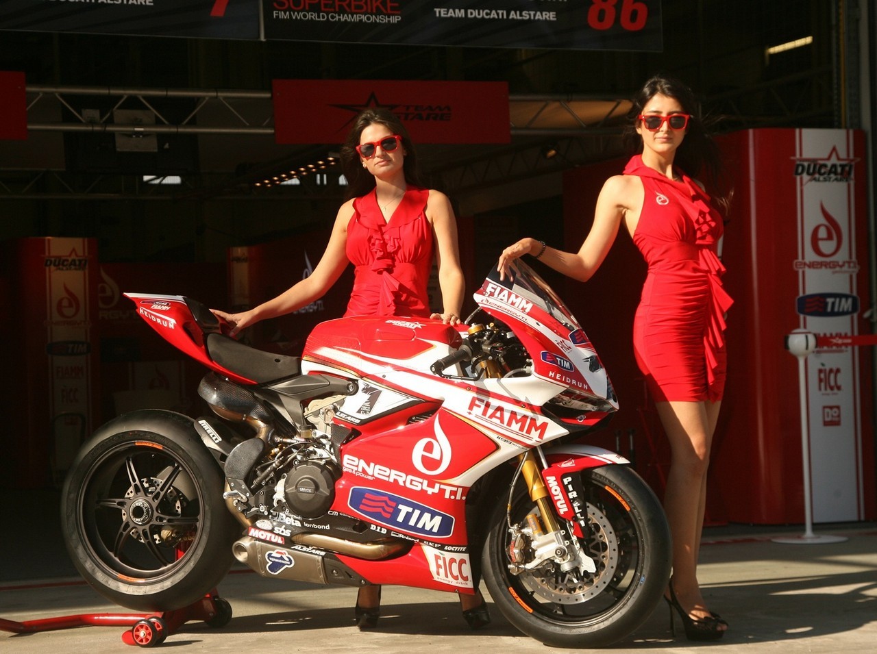 Paddock Girls SBK Istanbul 2013 - Motoblog