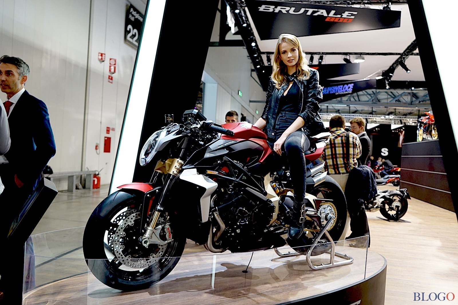 Eicma Mv Agusta Brutale Serie Oro Motoblog