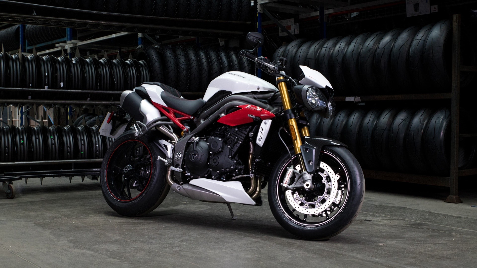 Triumph Speed Triple: la storia