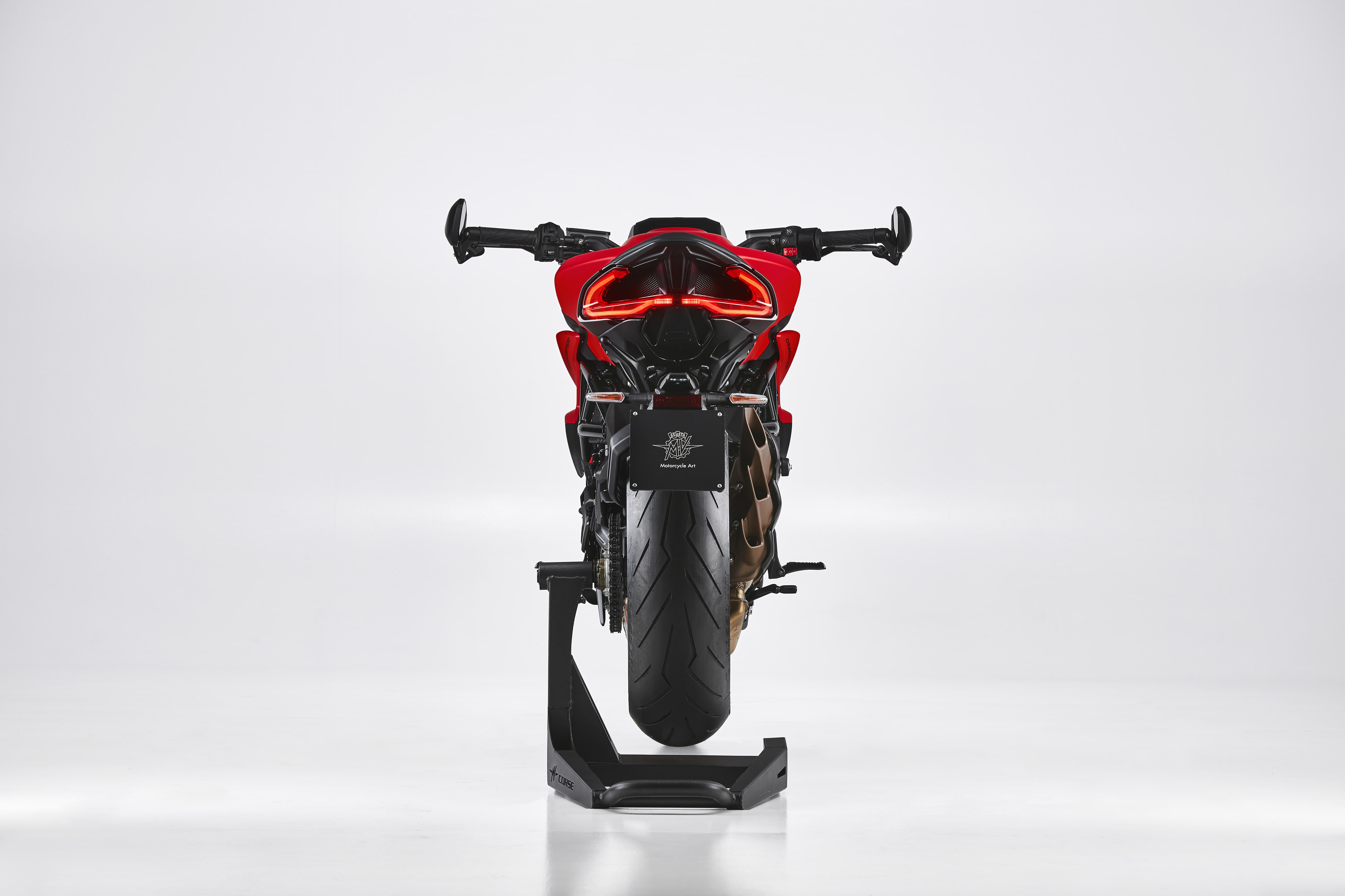 MV Agusta Dragster RR, RR SCS e Rosso 2021