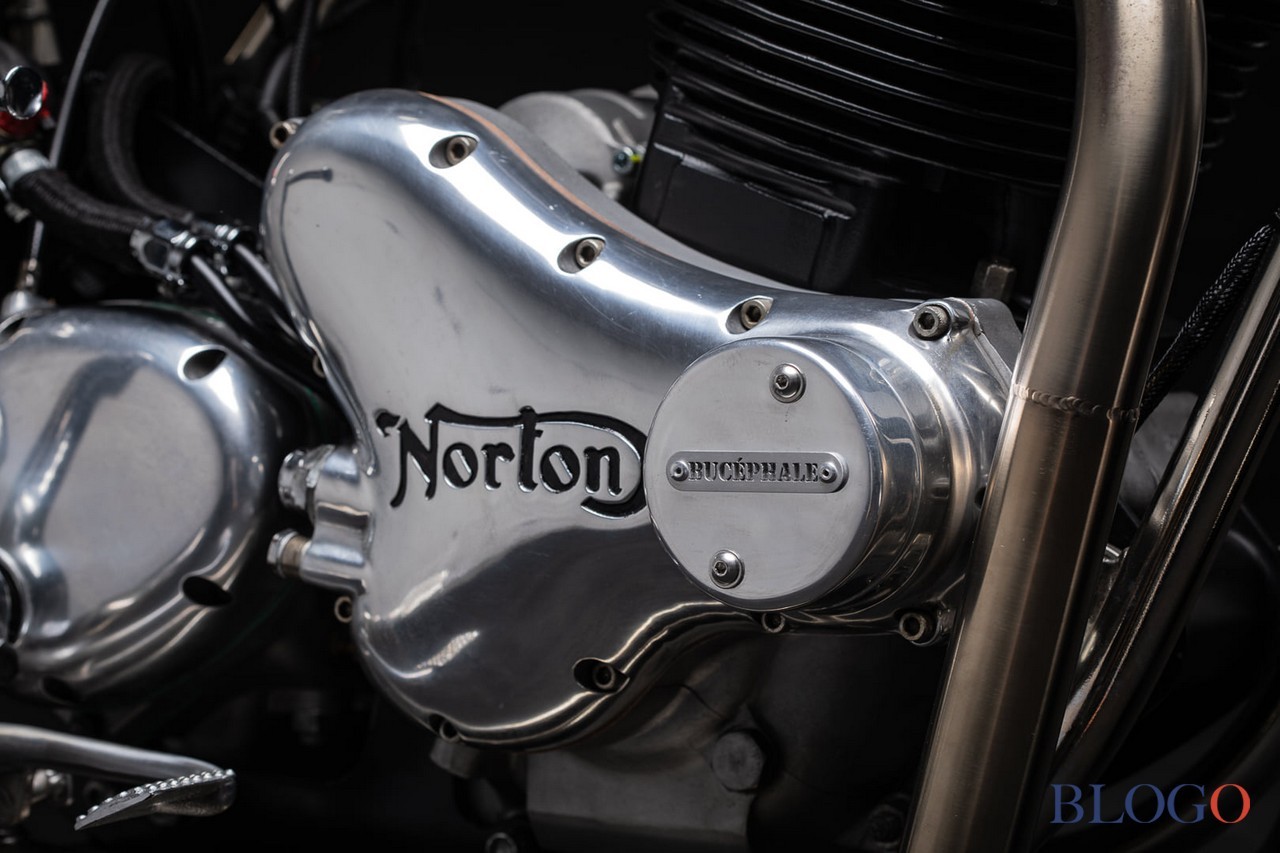 Norton Commando 850 