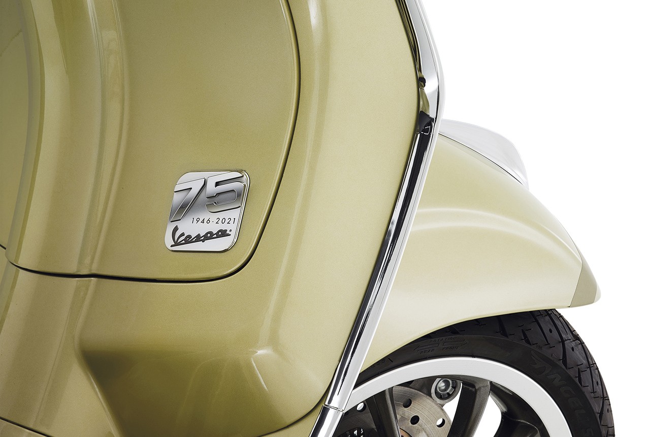 Vespa 75th