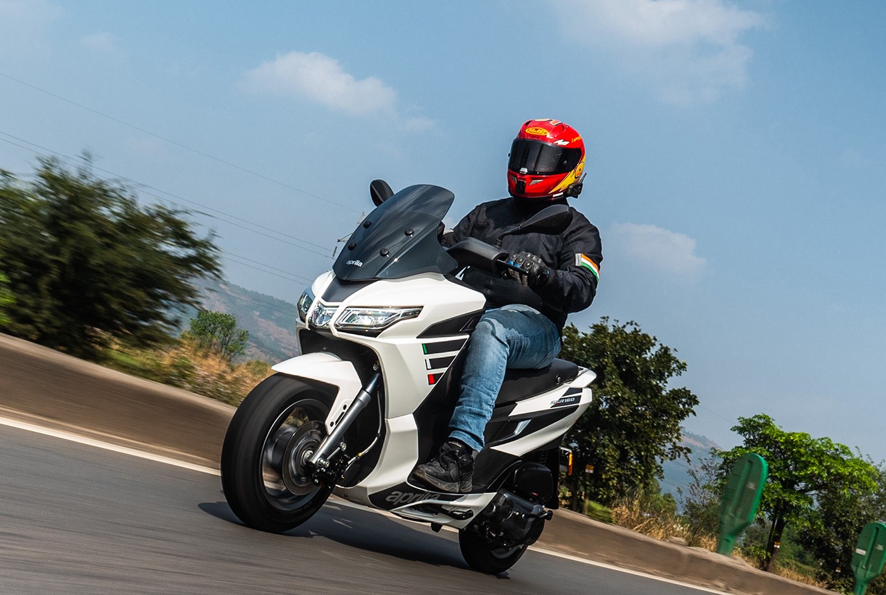 Aprilia SXR 160, premiato scooter dell'anno in India