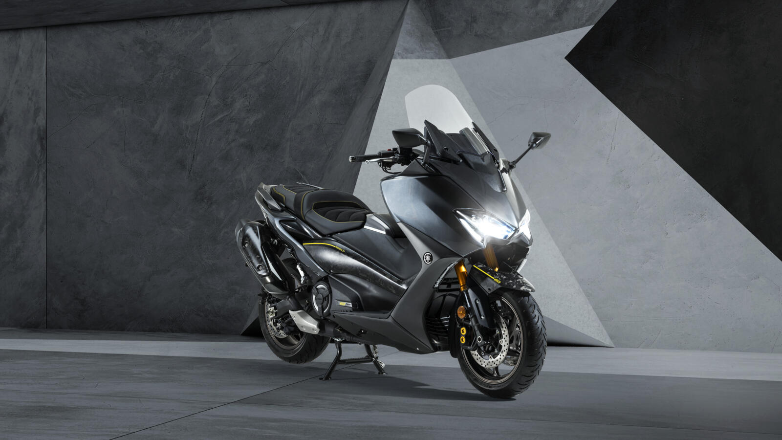 Yamaha TMAX 20° Anniversario - La gallery