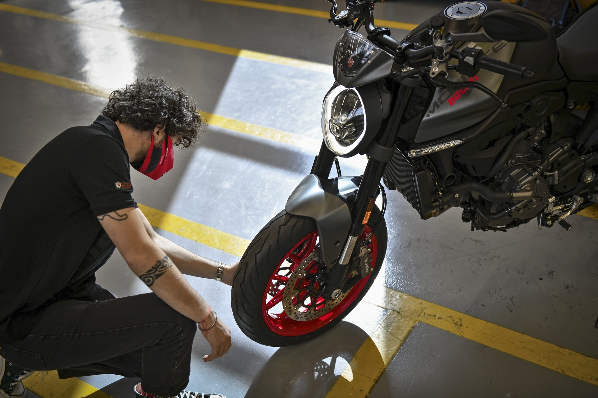 Ducati Monster: inizio produzione