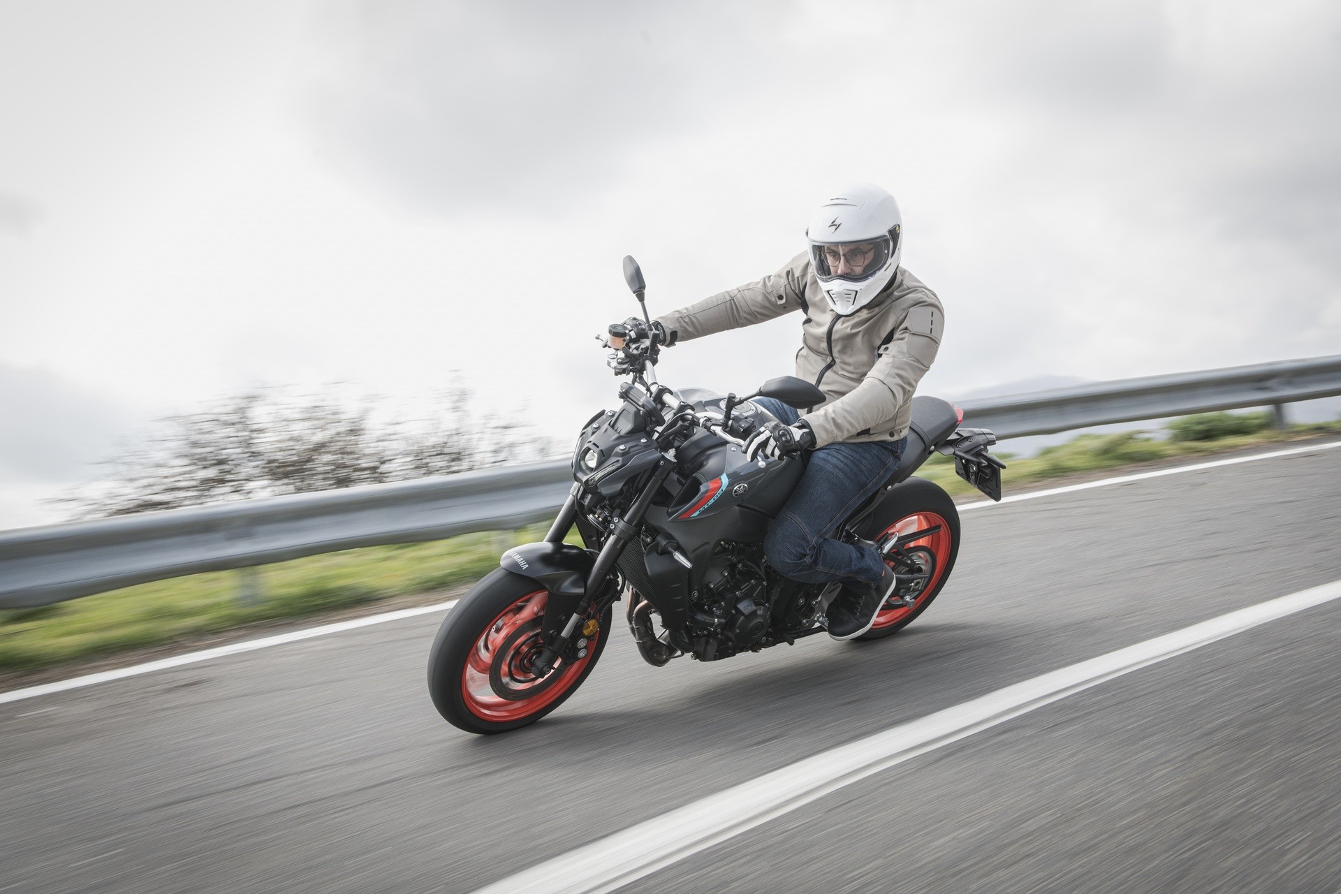 Yamaha MT-09 2021: la prova su strada