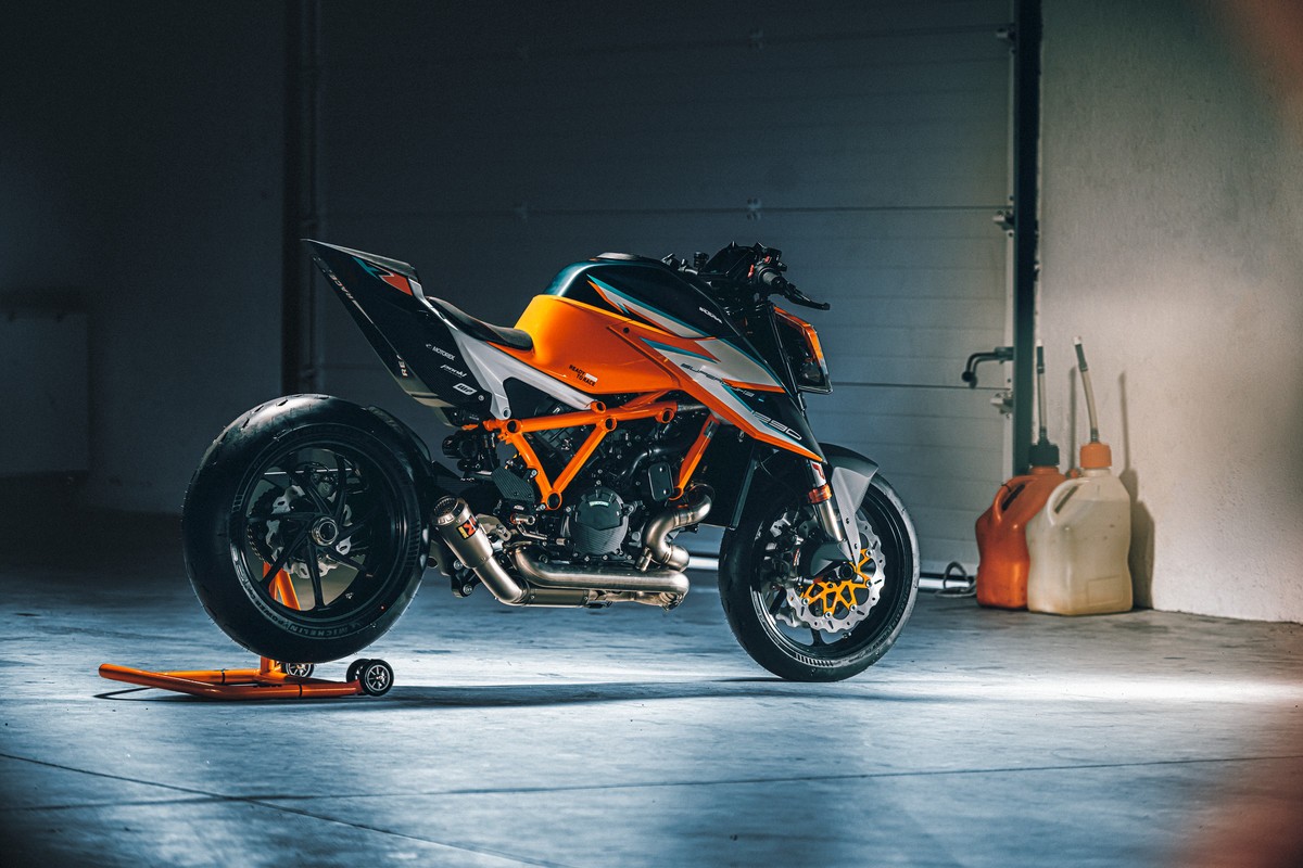 KTM 1290 Super Duke RR, 