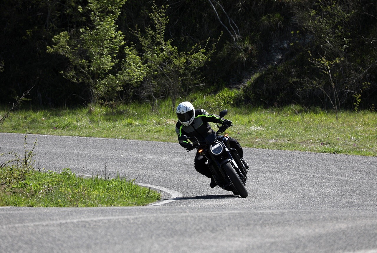 Honda CB1000R 2021 Black Edition, le foto della prova