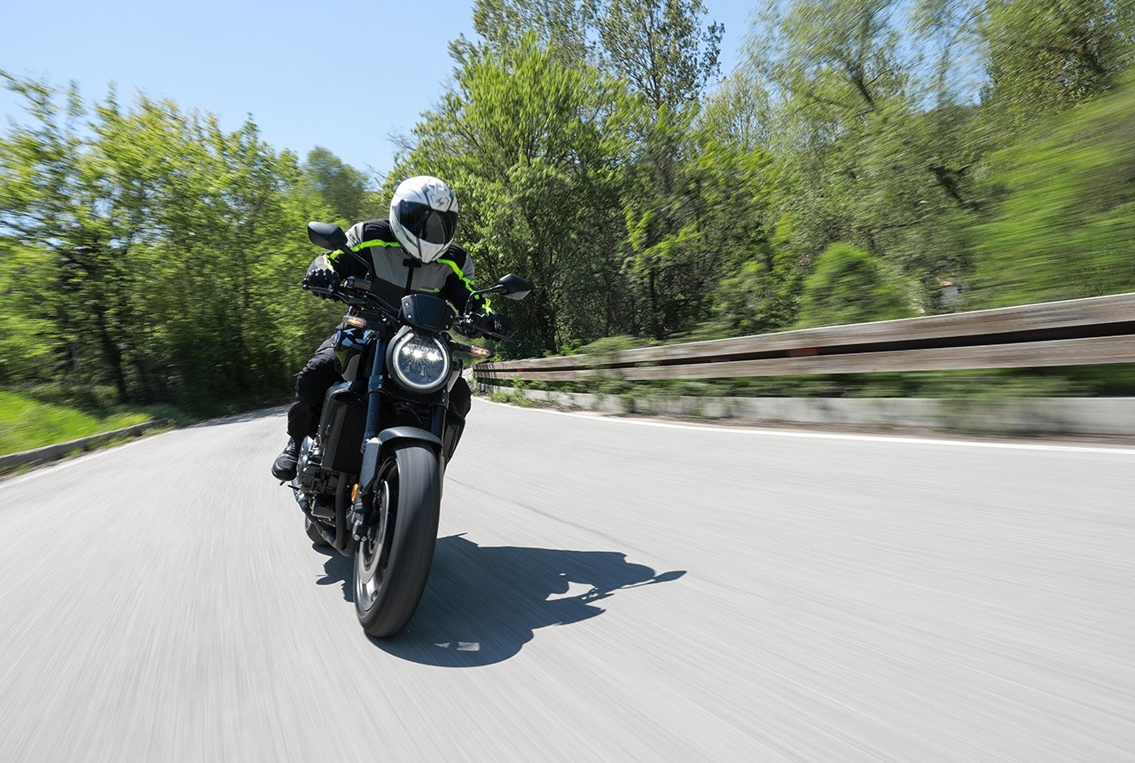 Honda CB1000R 2021 Black Edition, le foto della prova