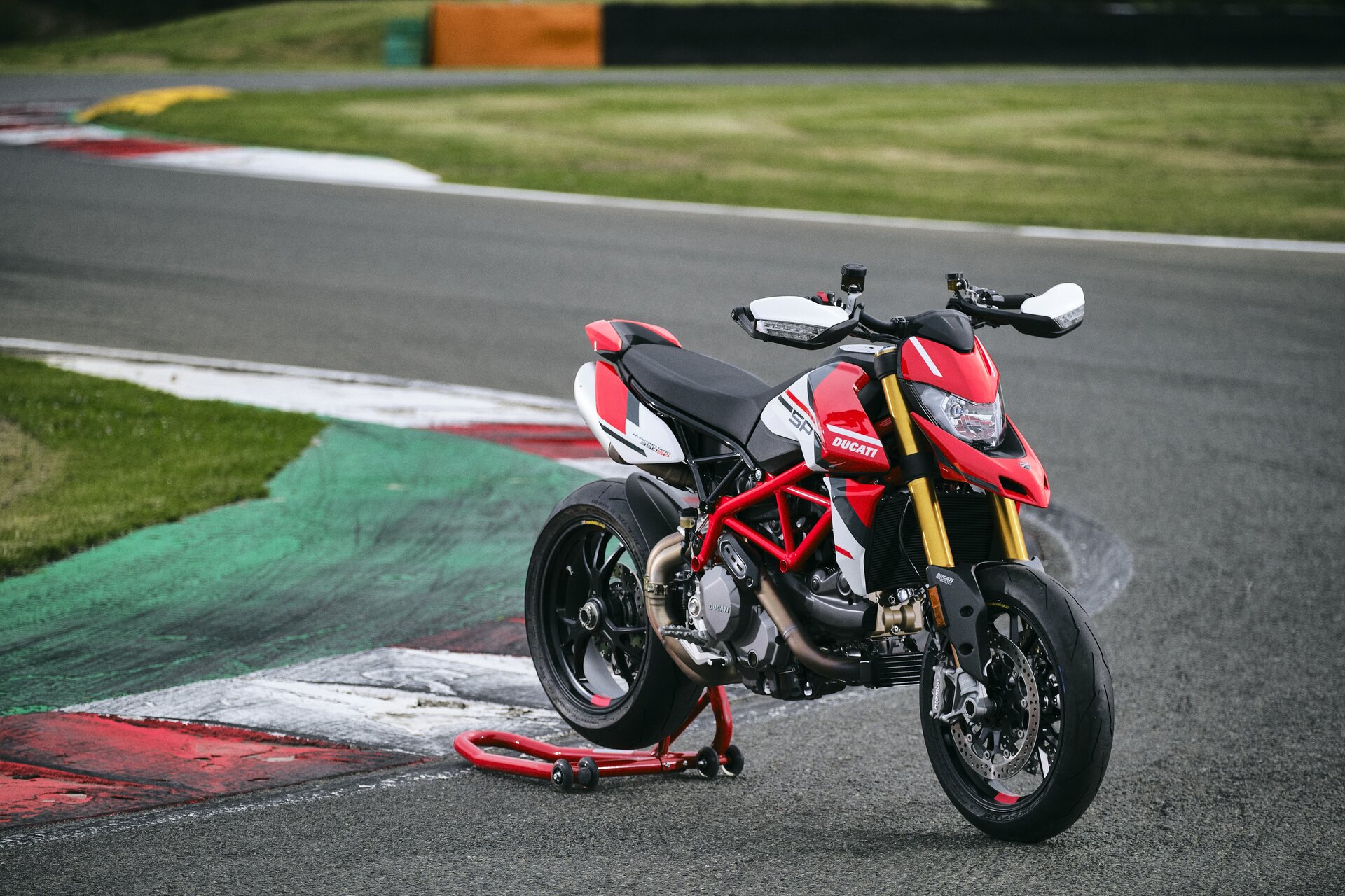 Ducati Hypermotard 950 MY 2022