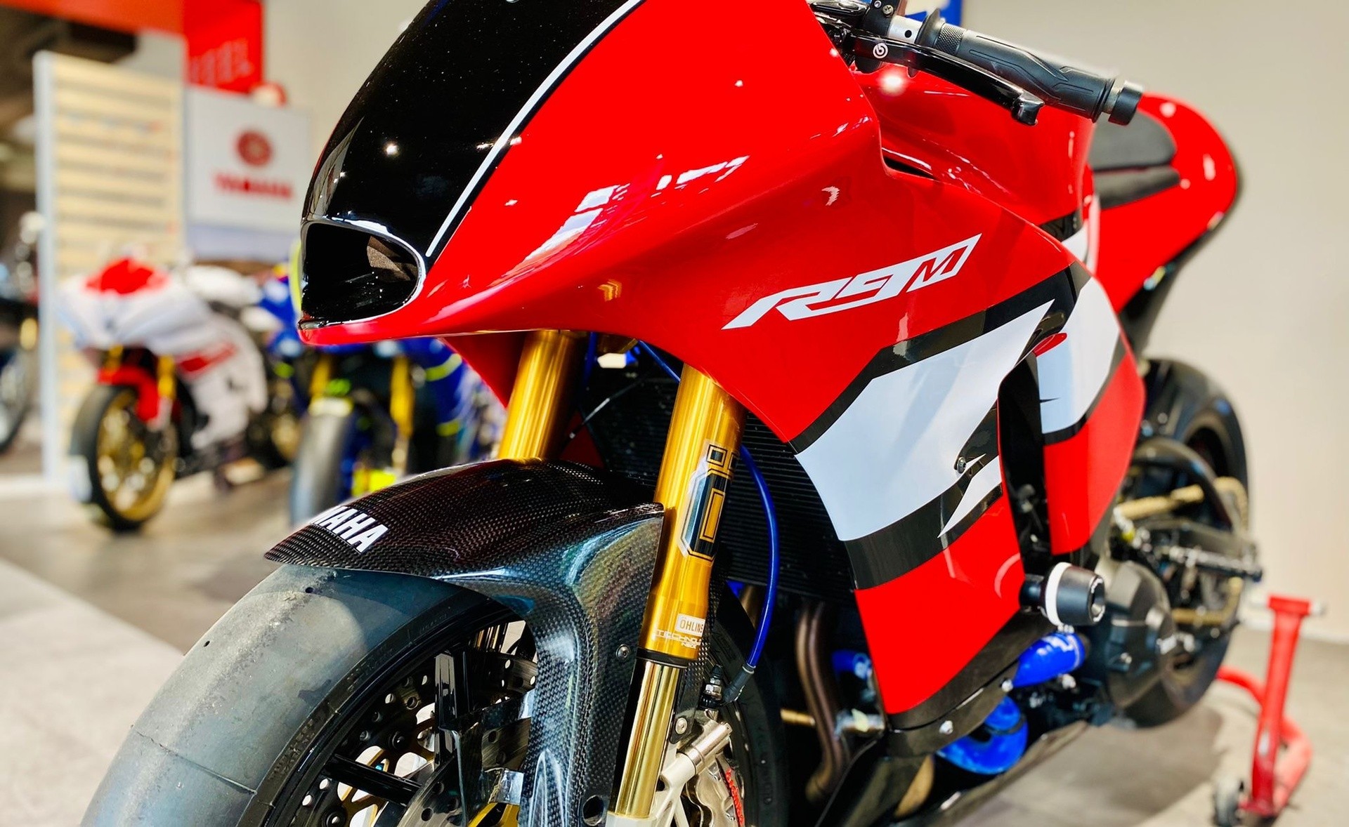 Yamaha R9M