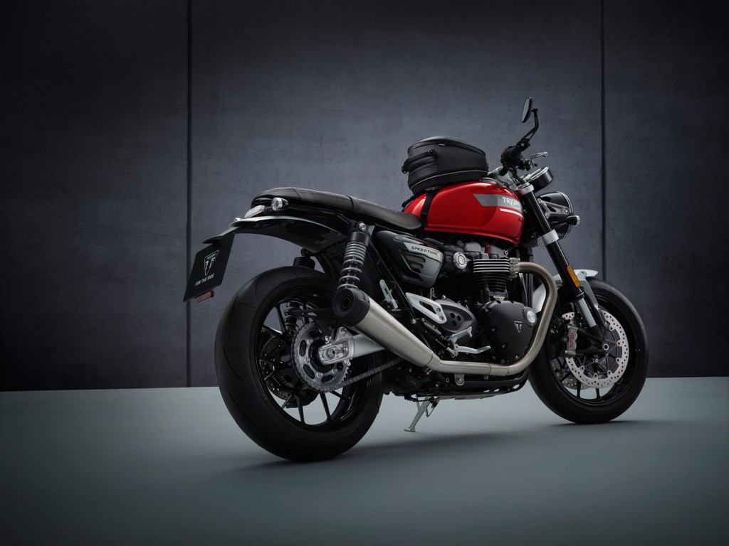 Triumph Speed Twin 2021: le foto