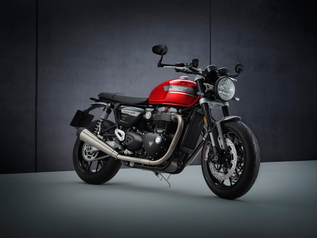 Triumph Speed Twin 2021: le foto