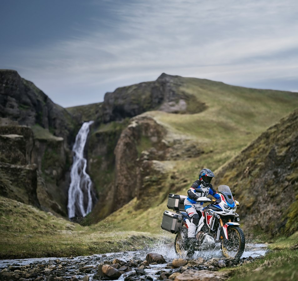 Honda CRF1100L Africa Twin 2022: la maxi enduro giapponese si rinnova