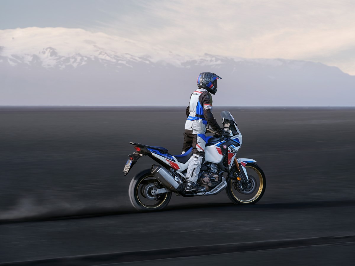 Honda CRF1100L Africa Twin 2022: la maxi enduro giapponese si rinnova