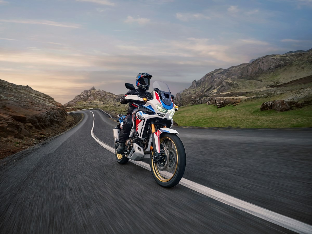 Honda CRF1100L Africa Twin 2022: la maxi enduro giapponese si rinnova