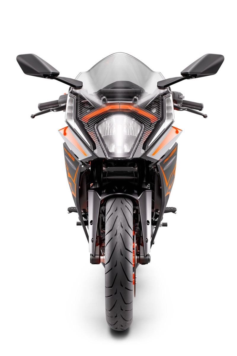 KTM RC 125 e RC 390 2022: le foto