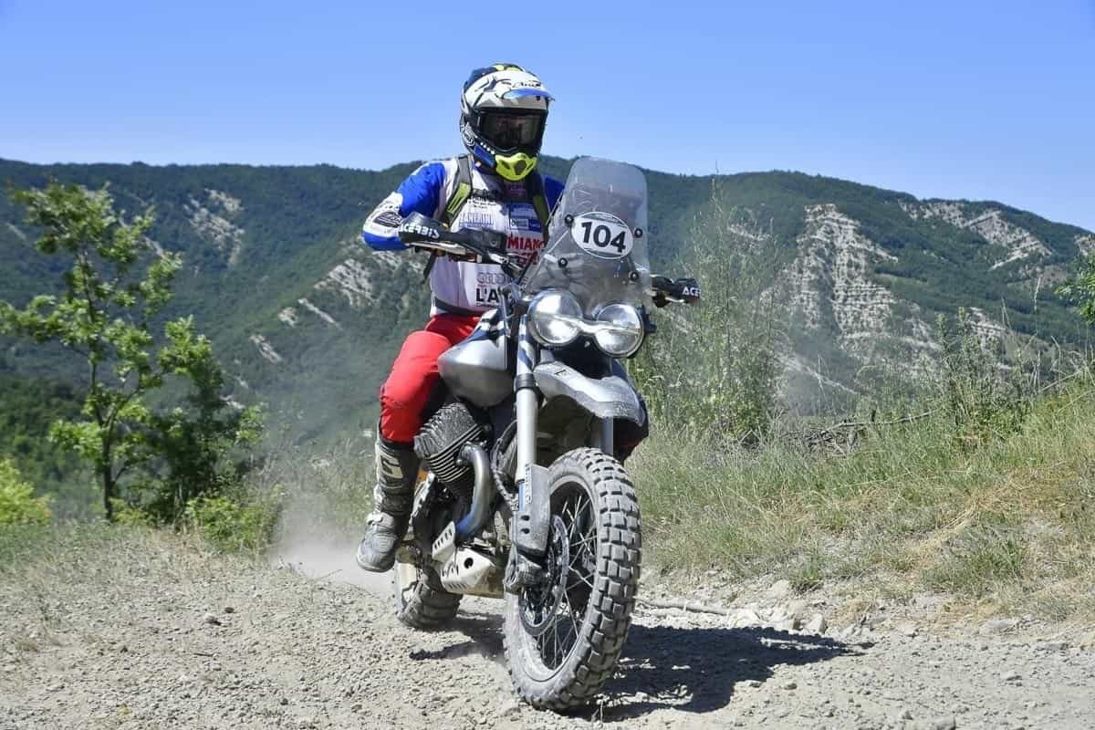 Moto Guzzi V85 TT nel Campionato Italiano Motorally