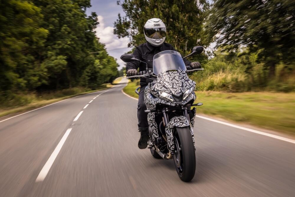 Triumph Tiger Sport 660: le foto