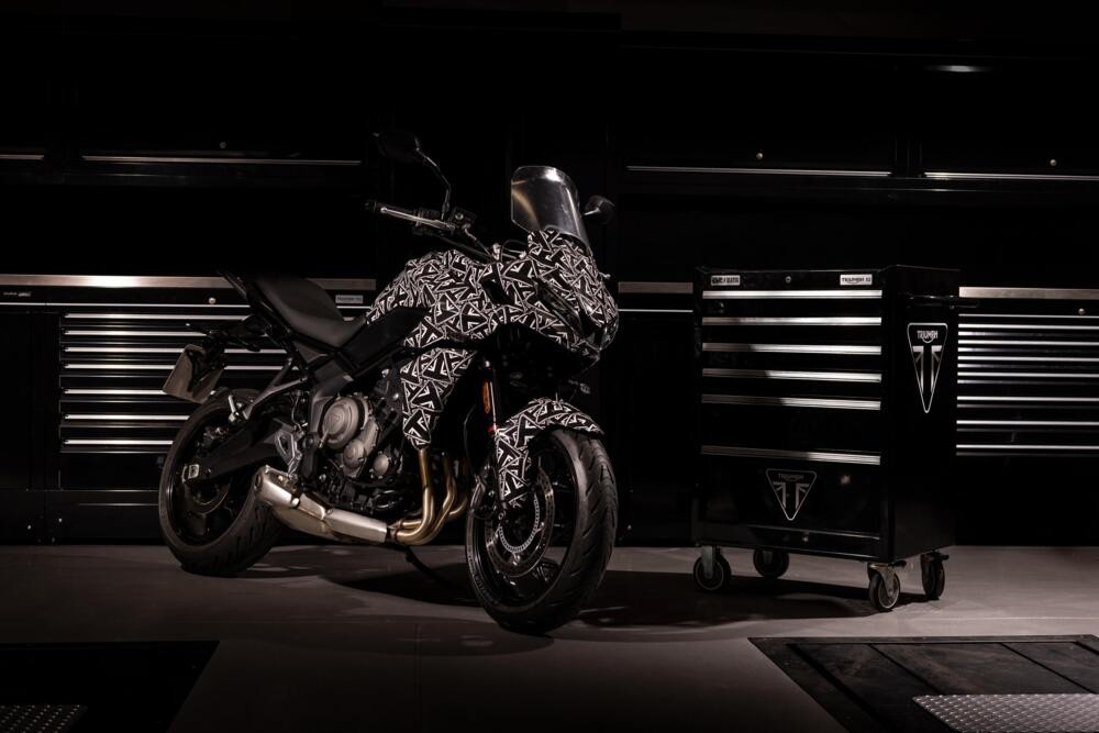 Triumph Tiger Sport 660: le foto