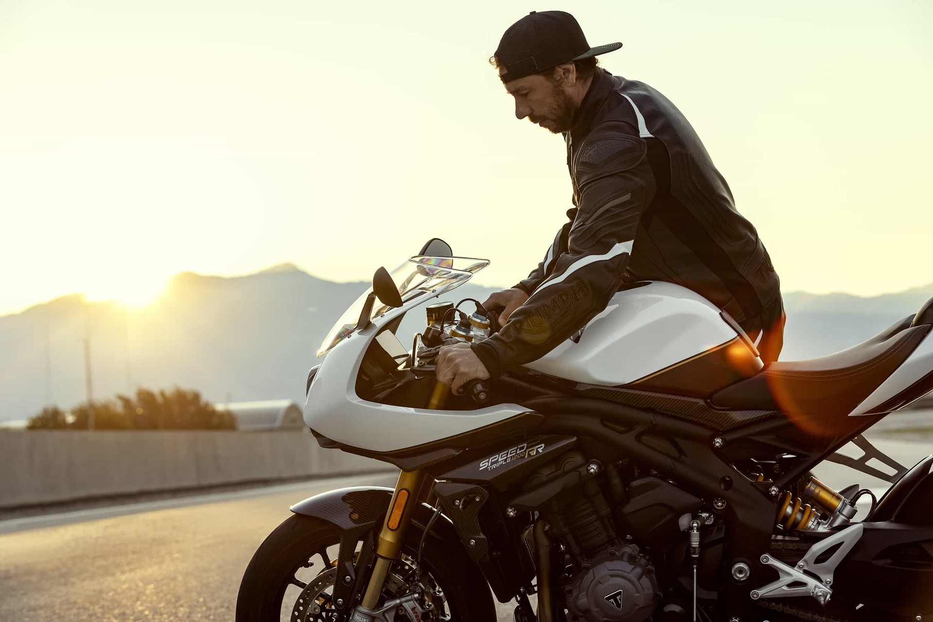 Triumph Speed Triple 1200 RR: le foto