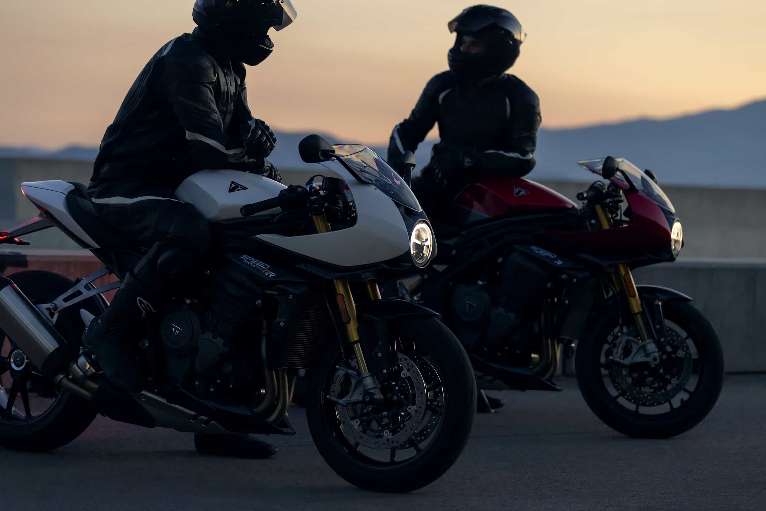 Triumph Speed Triple 1200 RR: le foto