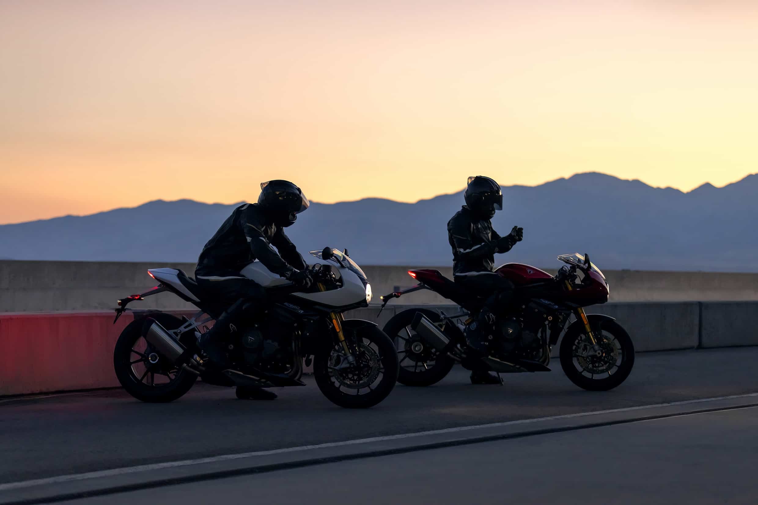 Triumph Speed Triple 1200 RR: le foto