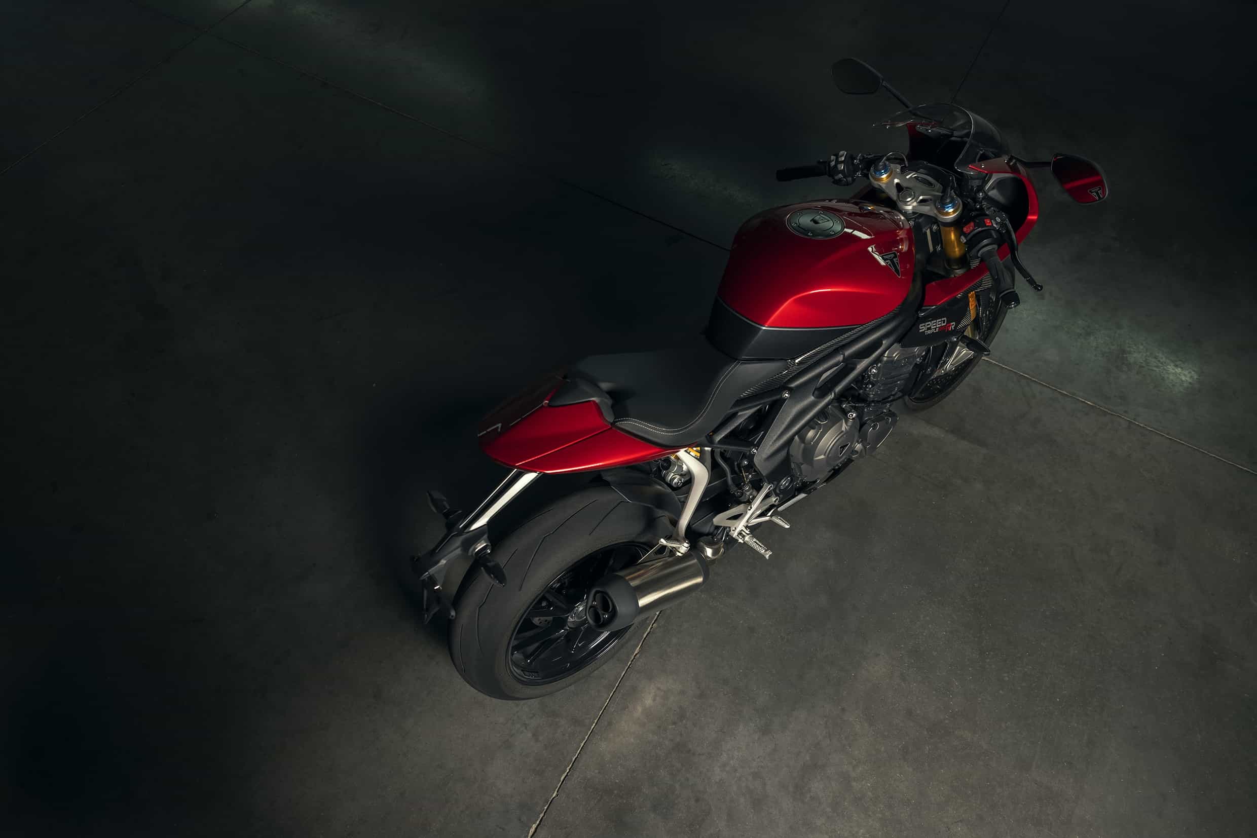 Triumph Speed Triple 1200 RR: le foto