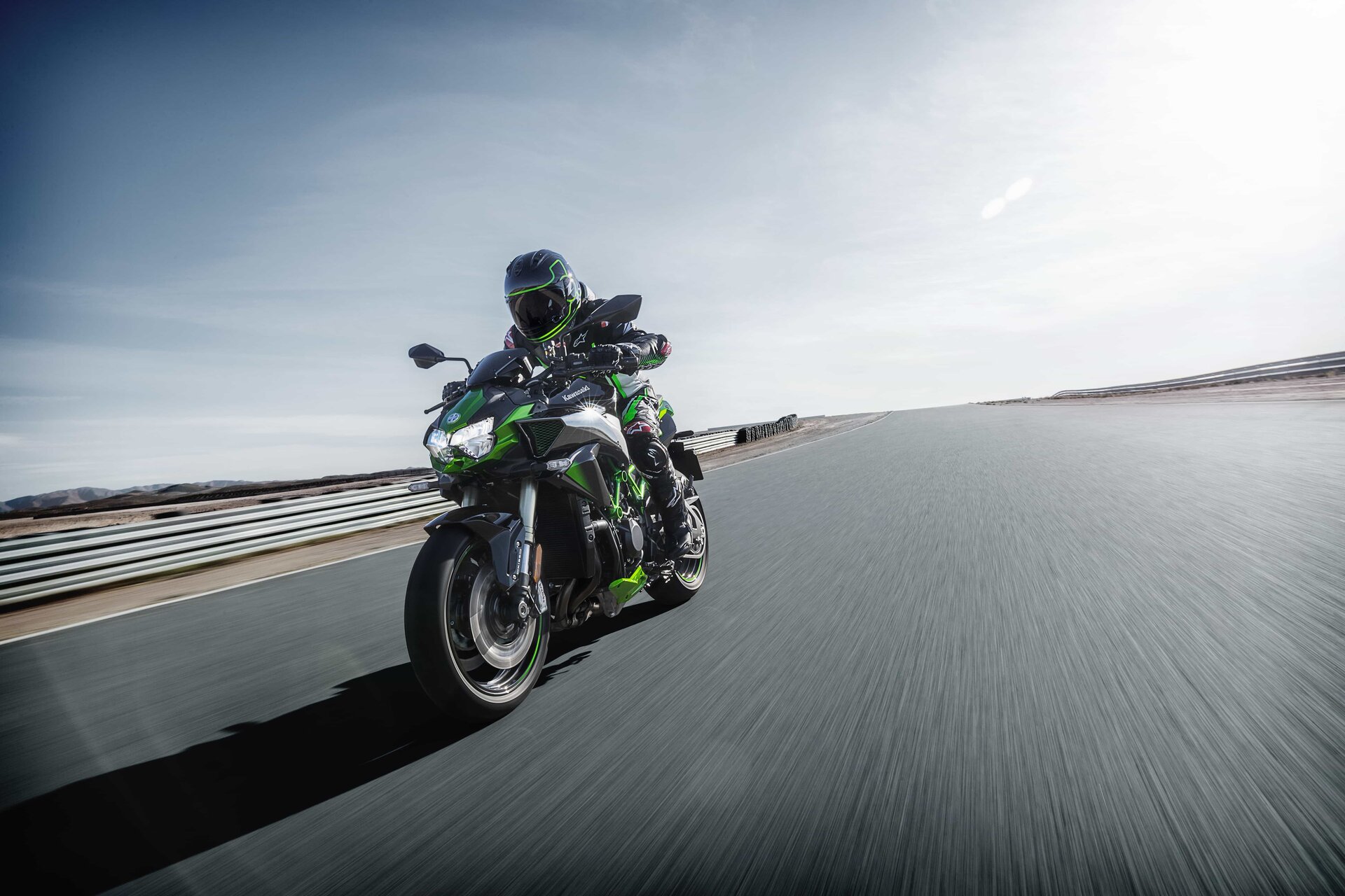 Kawasaki Z H2 SE 2022: foto